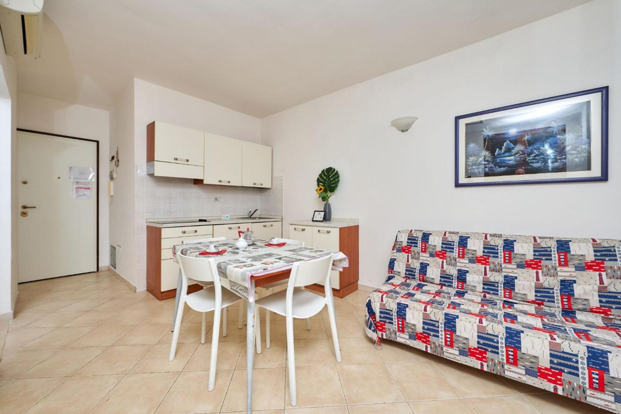 Pineta Azzurra Aparthotel *